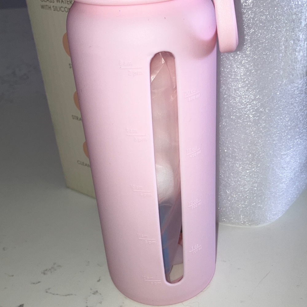 Pink Water Bottle with Heart Handle - Picture 6 of 7